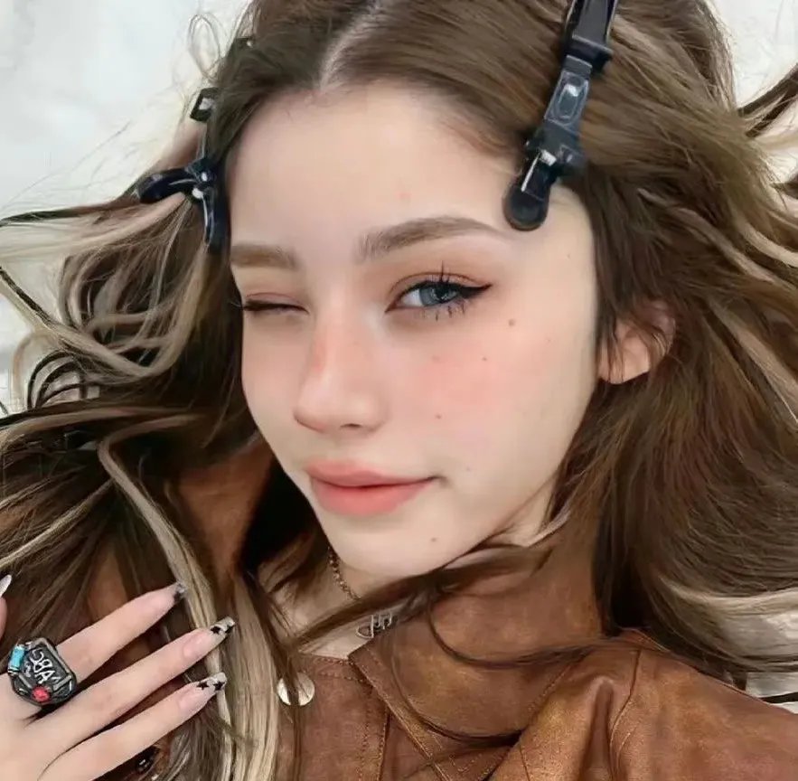 一起来玩吧海报